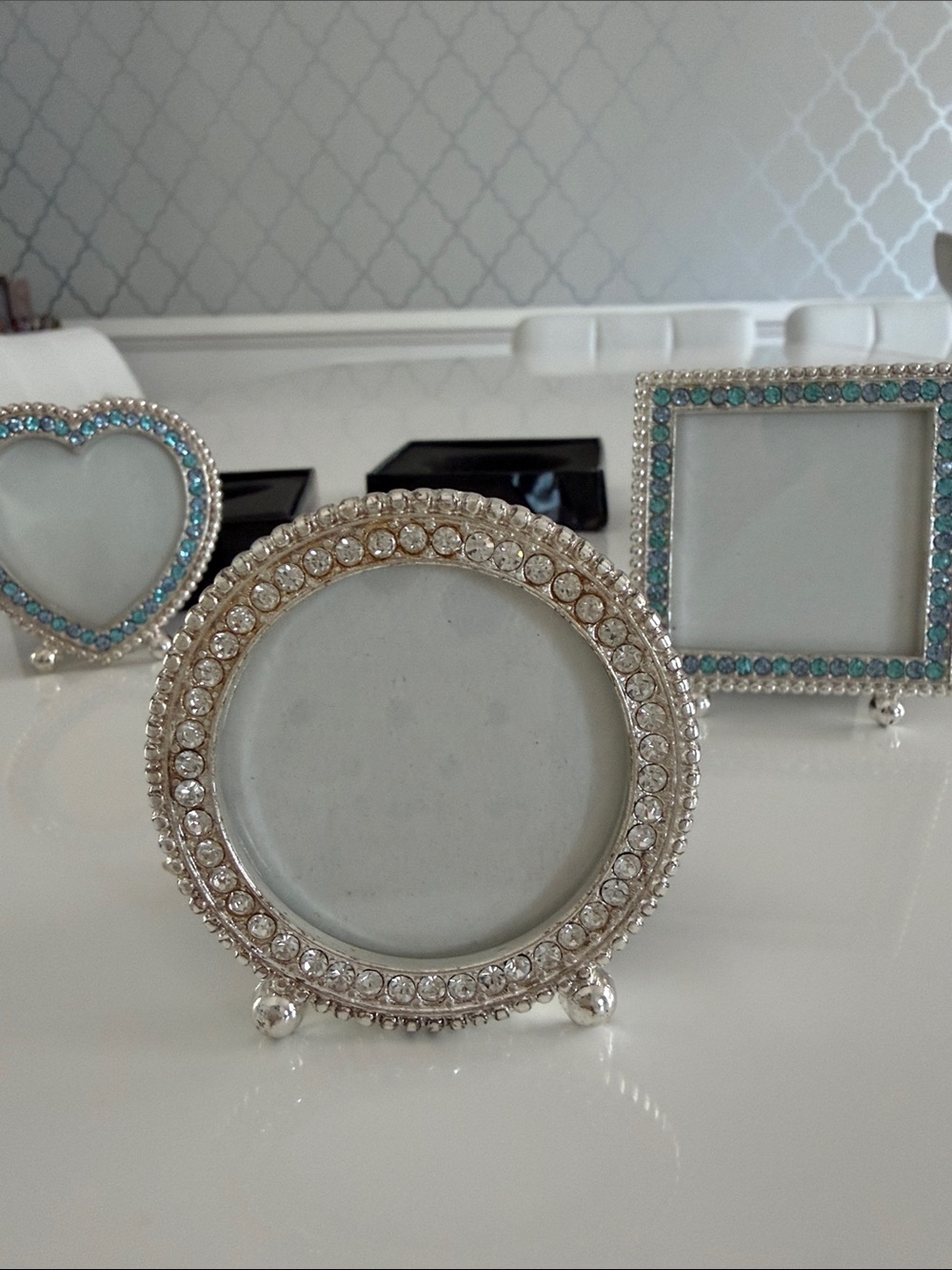 Set of 3 Silver Mini Photo Frames with Rhinestones - Picture 3 of 4